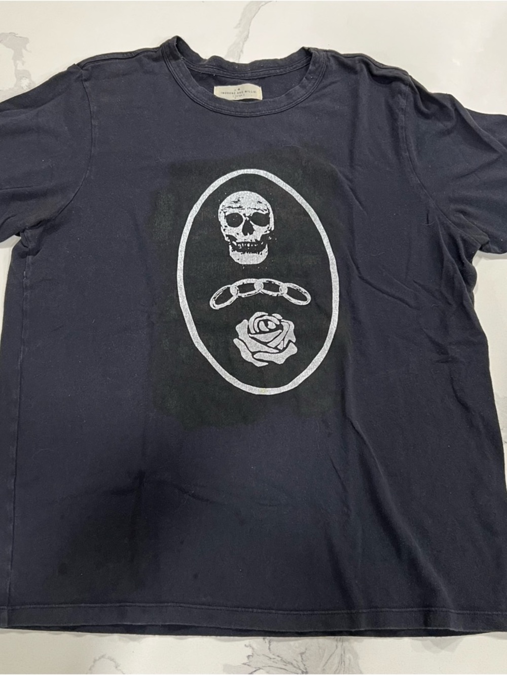 Imogene + Willie Graphic Skull & Rose Tee